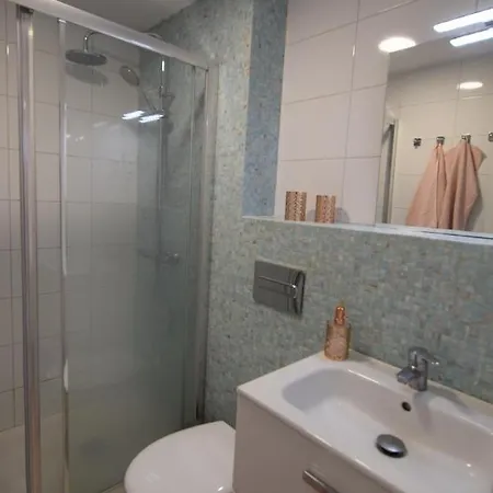 Las Olas Beach Apartment *